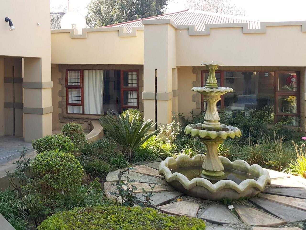The Three Countries Estate Hotel Benoni Exterior foto